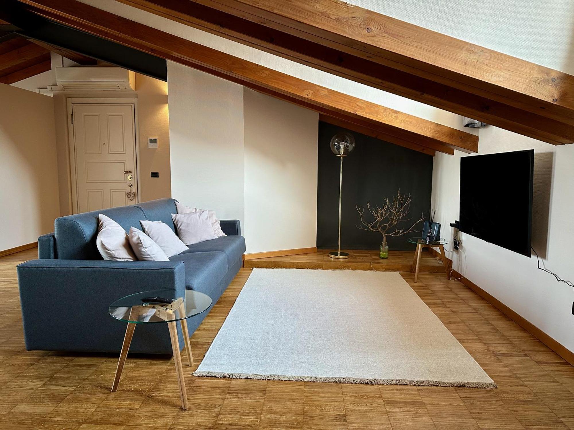 Magic Place Bergamo! Relax Apartment With Terrace In The Heart Of The City ภายนอก รูปภาพ