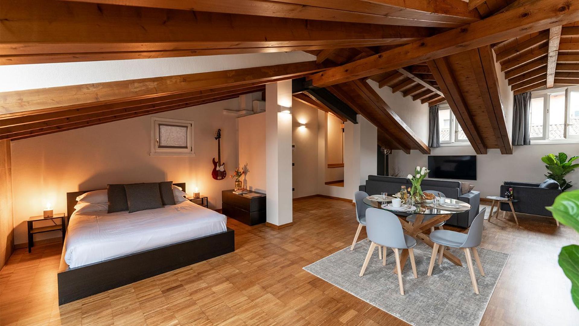 Magic Place Bergamo! Relax Apartment With Terrace In The Heart Of The City ภายนอก รูปภาพ