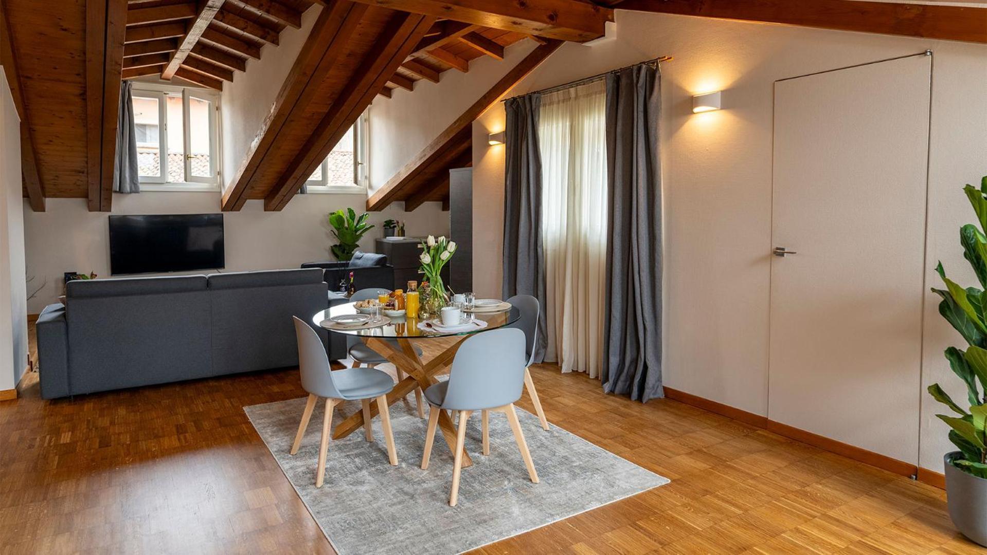 Magic Place Bergamo! Relax Apartment With Terrace In The Heart Of The City ภายนอก รูปภาพ